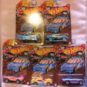 Complete Hot Wheels Spring/Easter Collection Fun Colors Celebrating The Season.